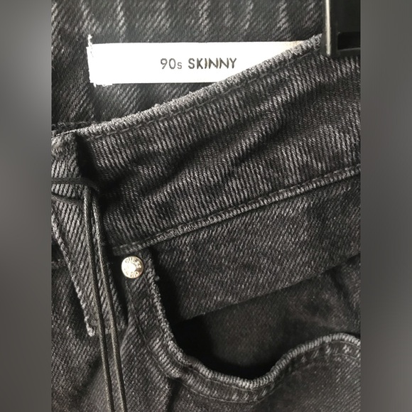 GUESS 90’s Style Jeans - Picture 7 of 14